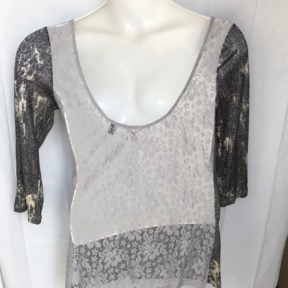 Buckle BKE Boutique shimmering lace blouse size Lg - Picture 6 of 8